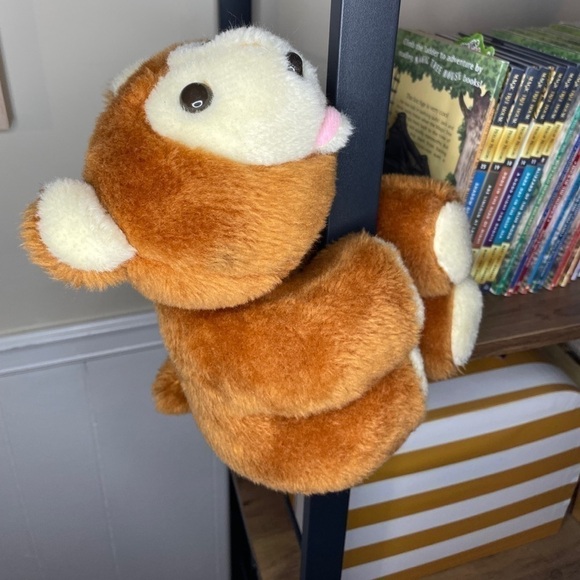 Vintage 1979 Romper Room Huggy Bear Plush Arm Hugger Teddy Retro Stuffed Animal - Picture 9 of 11